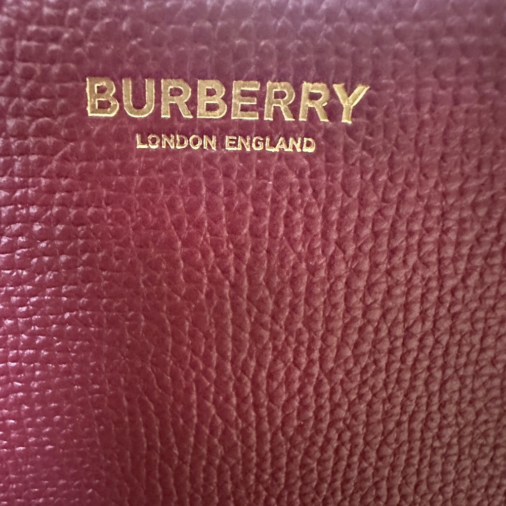 Burberry Crimson Banner HHL Bag - Picture 9 of 15